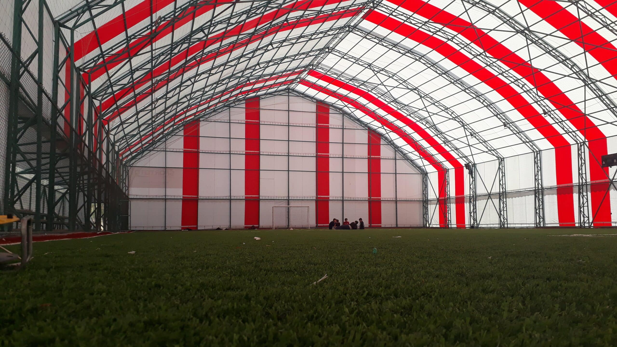 Kastamonu Halı Saha Yapımı | Karadeniz’in Yeşil Cennetinde Profesyonel Tesisler (2026)